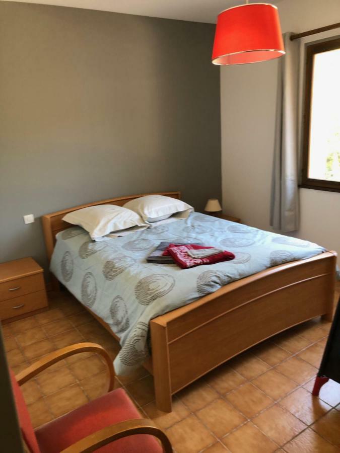 Maison D'En Face Salavas Exteriör bild